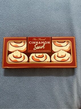Too Faced Cinnamon Swirl Eyeshadow Palette